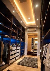 Большая открытая гардеробная комната с комбинированным наполнением Курск