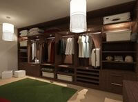 Классическая гардеробная комната из массива с подсветкой Курск